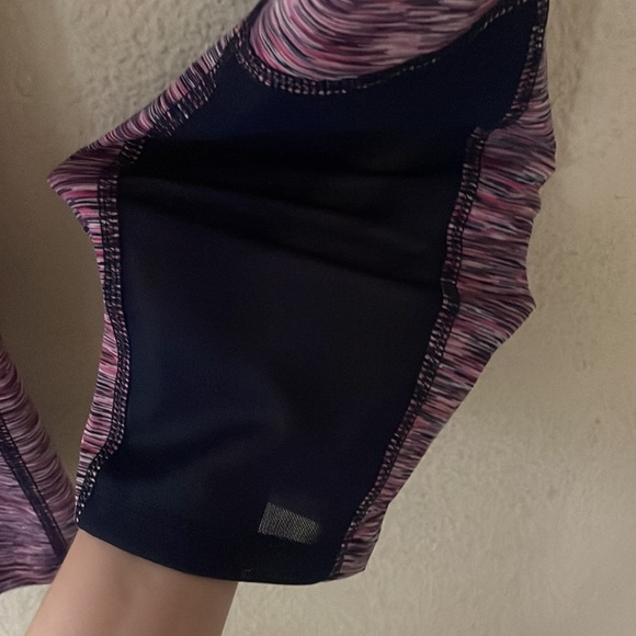 NWT BCG Girls Purple Training Capri Leggings - Picture 5 of 9